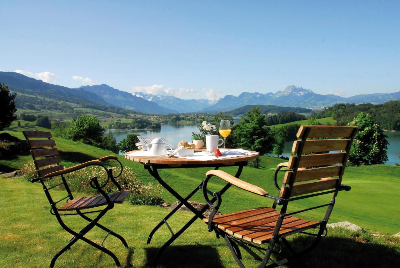 Golf De La Gruyere Hotel Pont-la-Ville Kültér fotó