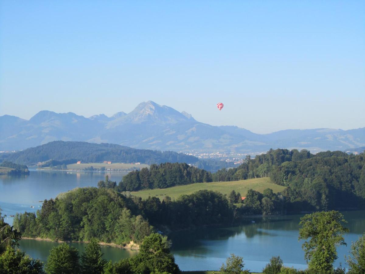 Golf De La Gruyere Hotel Pont-la-Ville Kültér fotó